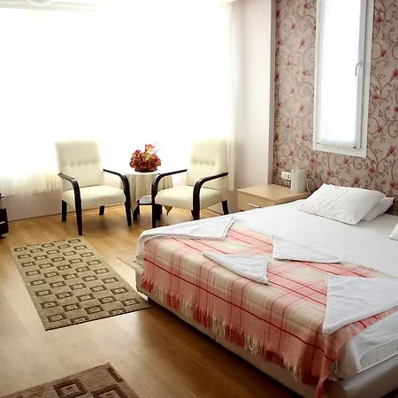 Calamie Hotel
